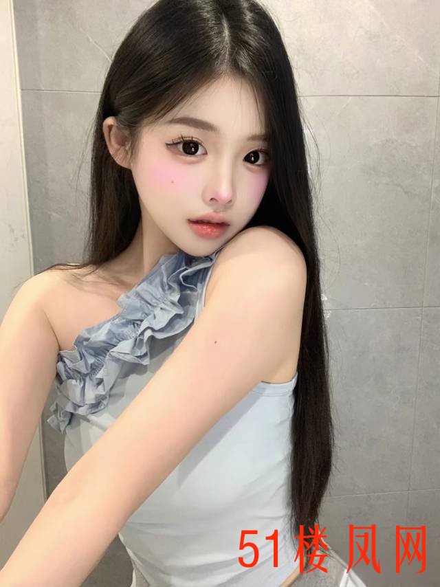210551lje0a87bkgyw0zar.jpg