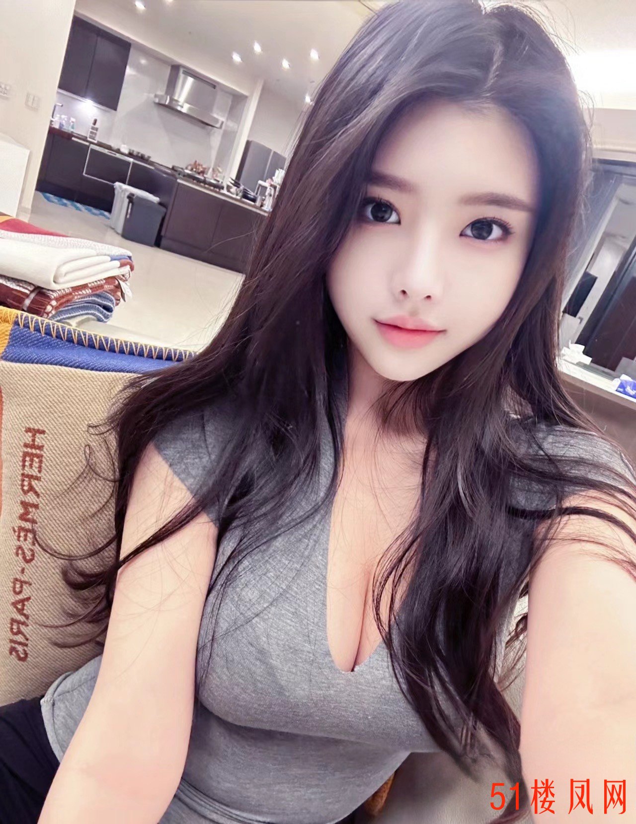 125199_NFQ32HTXEYY88Q7.jpg