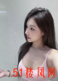 嘉定区妹子很会侍候，后入最带劲