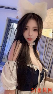 【上海】清纯小骚妹搞完还送我蕾丝小内内
