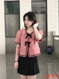 粉嫩妹子好茶尝鲜