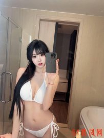 官渡大胸妹子女上超级棒