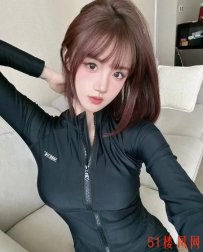 爱健身瑜伽的大学生身材太好了