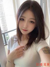 大眼睛大胸，漂亮嫩妹