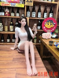 广州童颜巨乳嫩妹子逼紧多汁超配合