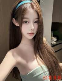 温州鹿城嫩逼小尤物很爽