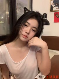 毕业大学生妹子
