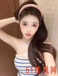 新鲜出炉嫩妹尝鲜记